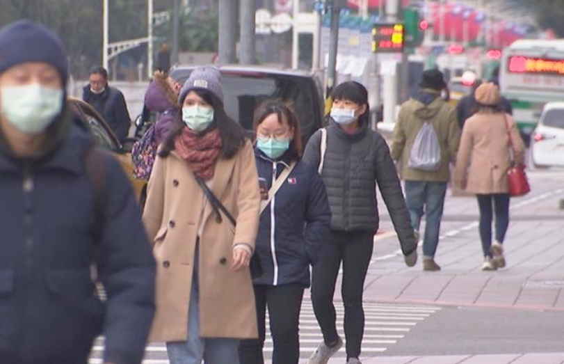 寒流襲台冷吱吱「這時間」才回暖！鄭明典曬「1圖」警示：風向改變了