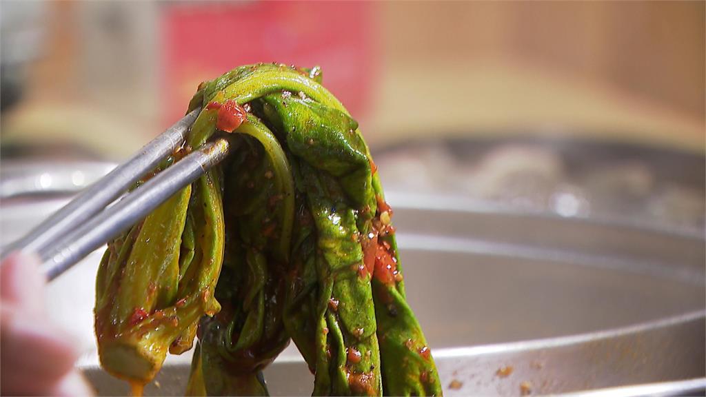 冬天吃鍋必備菜！　火鍋店推茼蒿吃到飽「實現茼蒿自由」