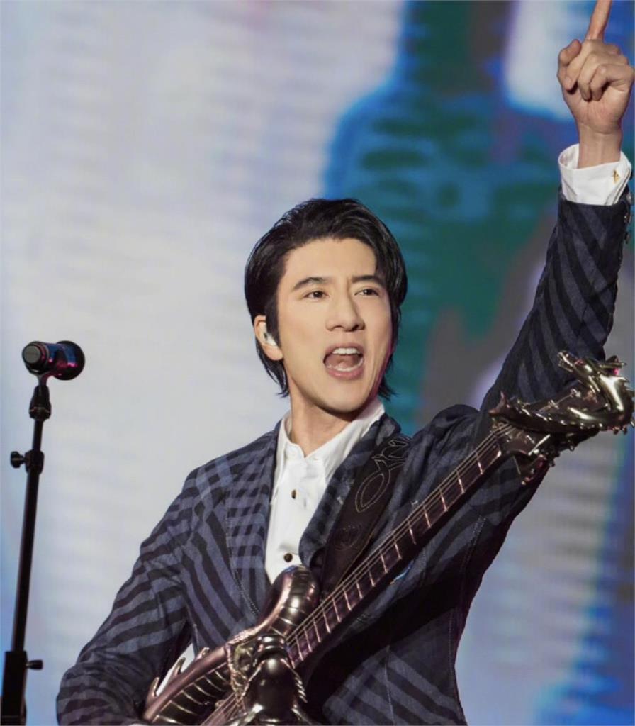 王力宏「中國撈金」也出包!「省份、城市黑白配」小粉紅揪2點幫硬凹
