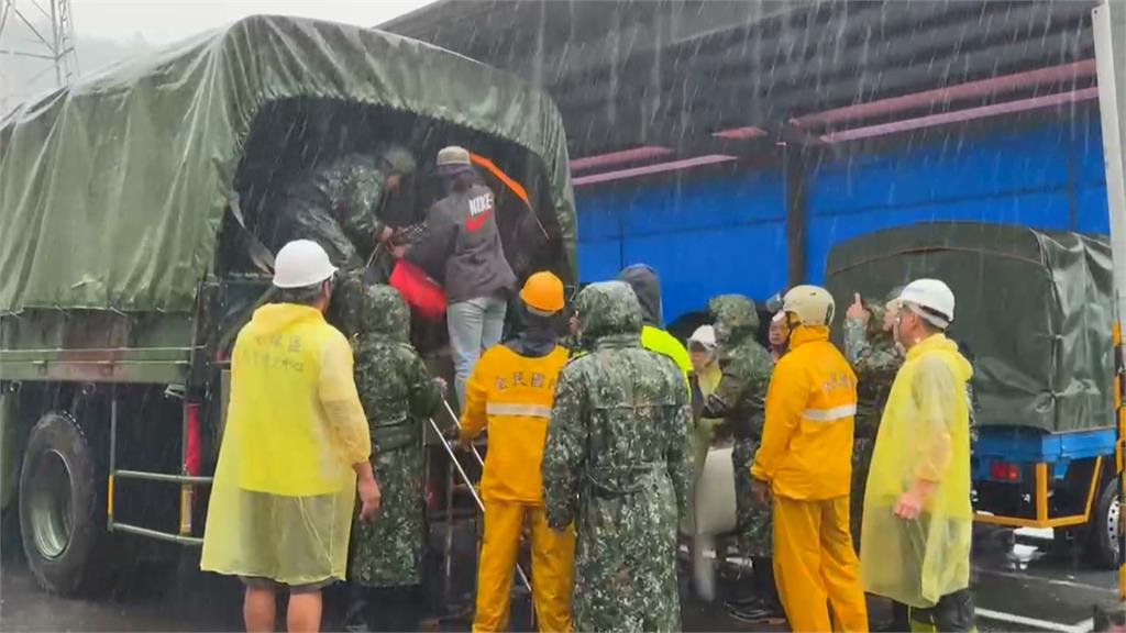 凱米撲台! 南部山區預防性撤離、高雄逾2300人撤出