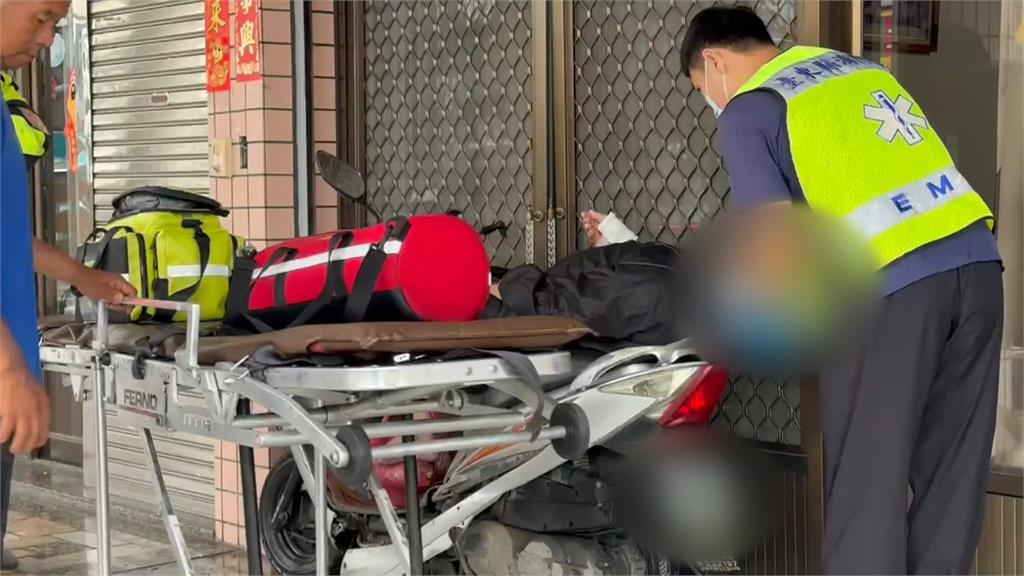 疑身體不適+天雨路滑越騎越歪 台東七旬翁撞進民宅幸輕傷