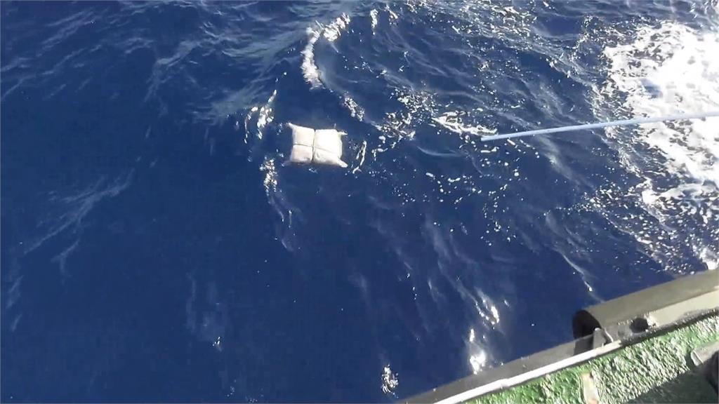 美緝毒局提供運毒情資　海巡﹑檢調獲報攔停貨輪查1.3噸毒品