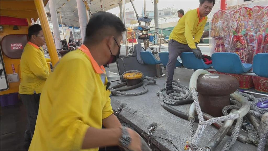 國旅夯!熱門景點小琉球航班爆增 背後「功臣」守護海上安全