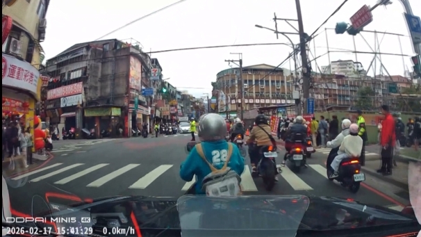 "車禍擦撞"遭公審批搶快 駕駛秀行車紀錄器還原