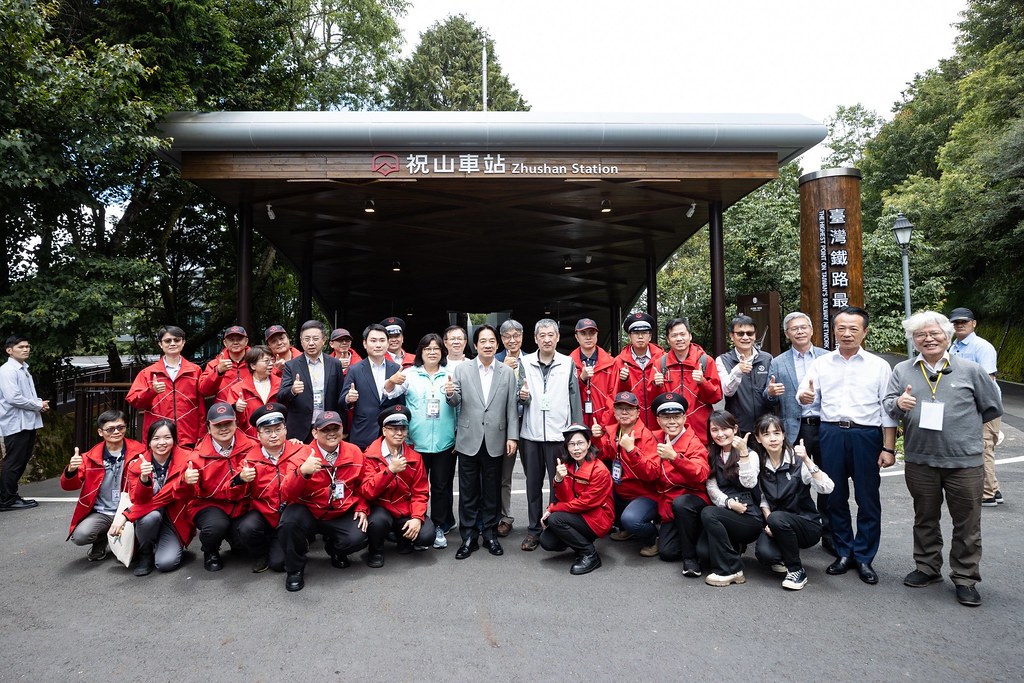 快新聞/閣揆、副總統任內大力關注阿里山 賴清德今親見證林鐵通車
