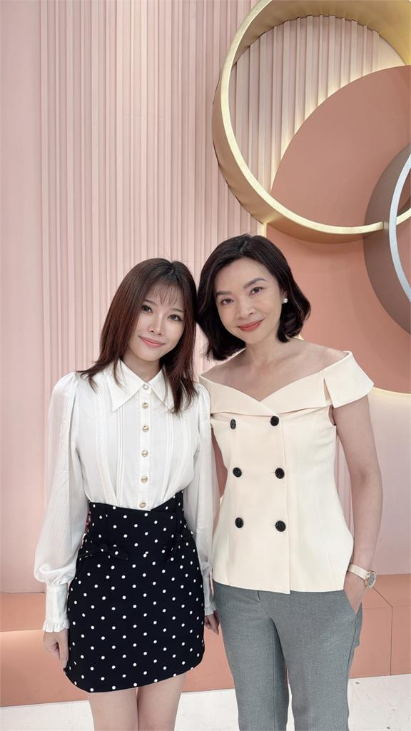 曲艾玲拜託學霸女兒考前不要熬夜讀書!卻被老師質疑「妳是不是不准女兒睡覺?」