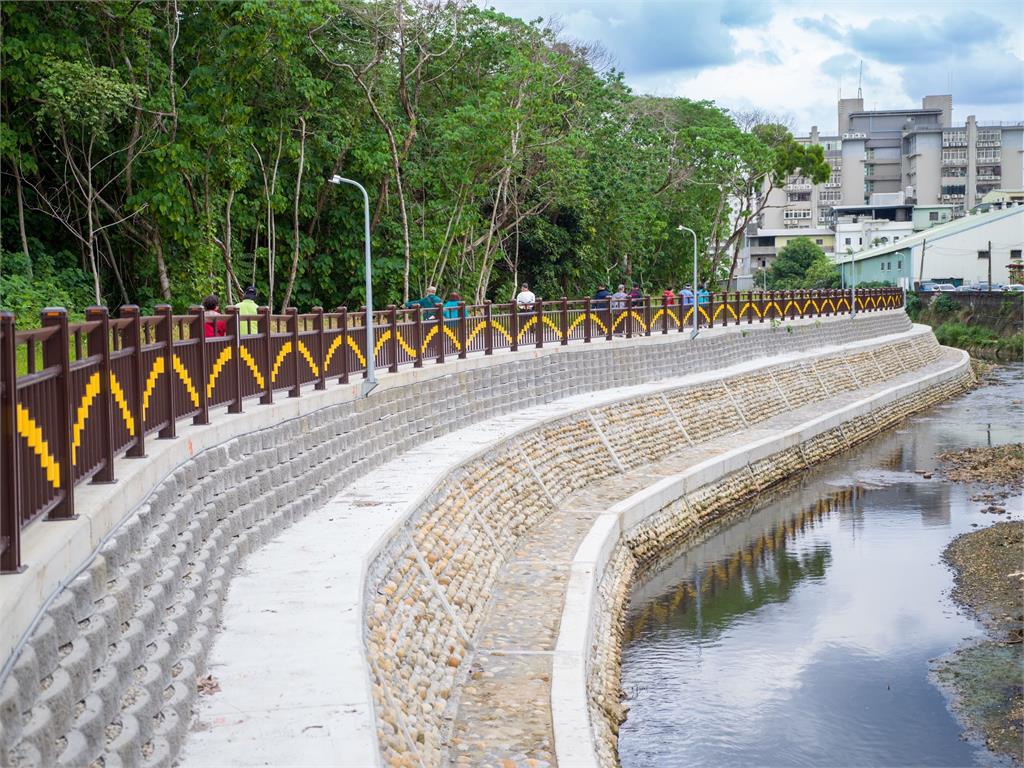 快新聞/防洪再升級!蘇巧慧爭取2588萬 塔寮坑溪第一期整治完工