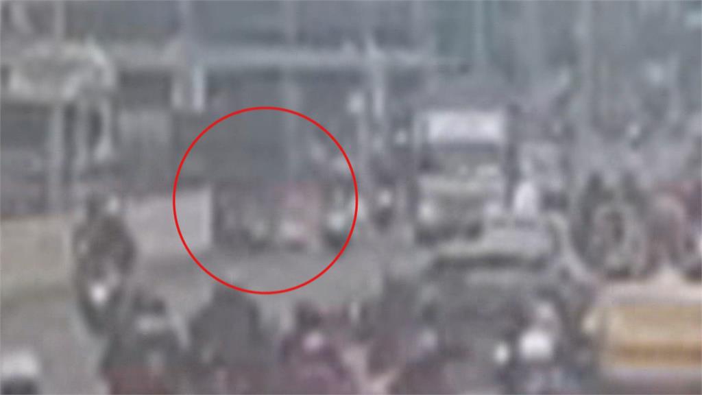 上班途中閃避車輛撞貨車? 北市少年隊莊姓組長頭部重創亡
