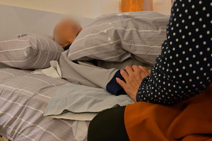 百歲人瑞和小34歲看護結婚「獲房產」　家屬怒批：戶所都沒警覺？