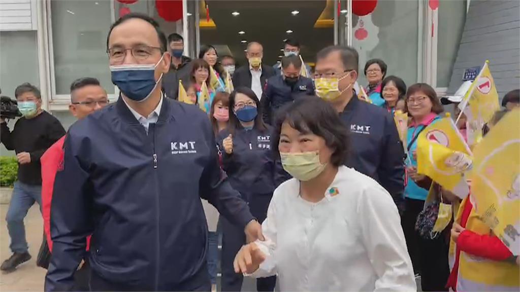 李俊俋冷風中衝選情! 綠立院黨團齊聚喊「翻轉新嘉義」