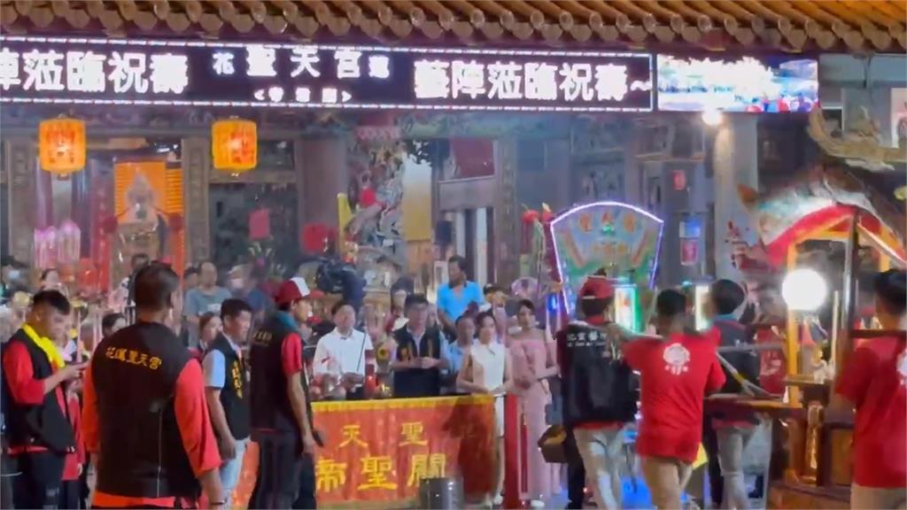 大罷免熱戰！閩南狼自創罷免歌　挺罷、反罷街頭互嗆