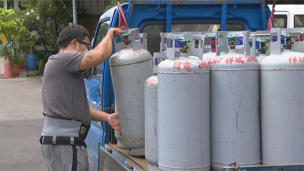 台中新光三越奪命氣爆釀嚴重傷亡!專家曝「4步保命SOP」開門窗別太急