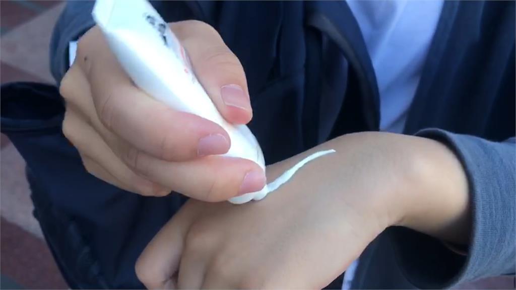 夏天擦防曬以為SPF高就好? 醫師揭密防曬乳有「這圈圈」更好