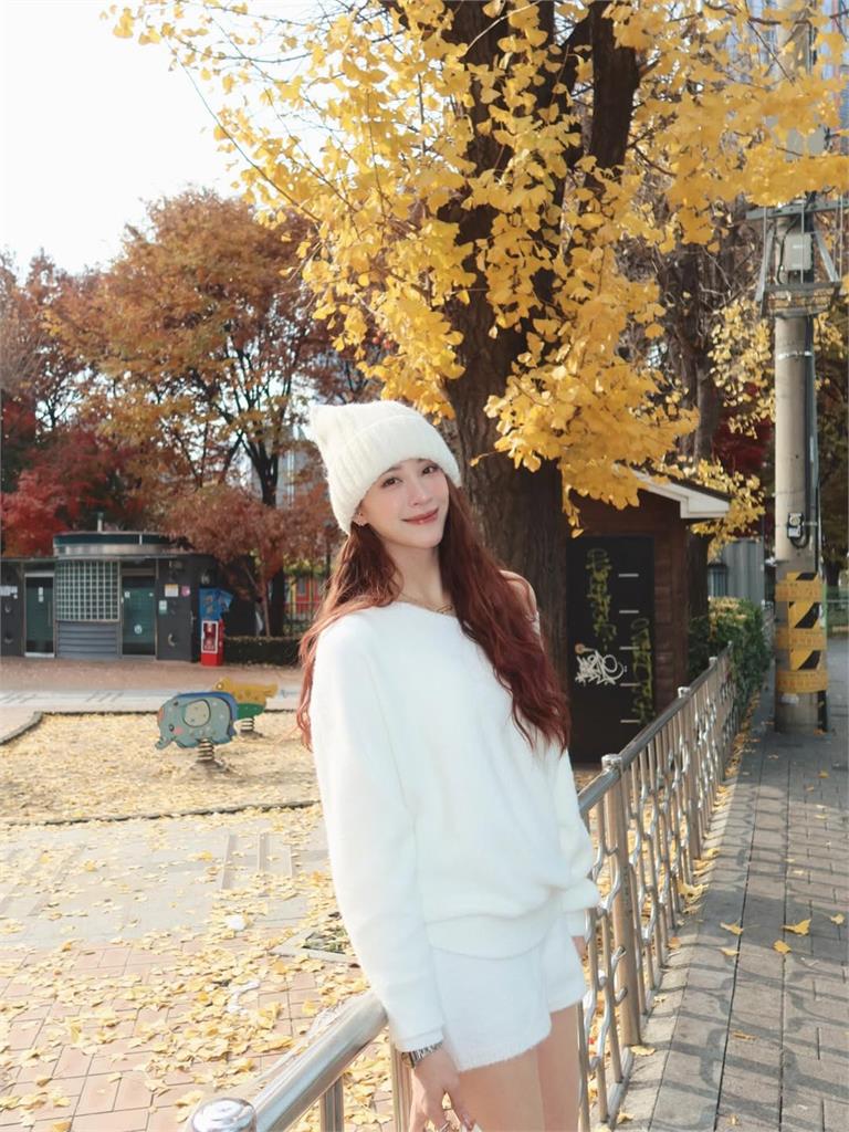 歐陽妮妮飛韓當「純白天使」留尪獨自在家！甜喊「這4字」吸5500人朝聖