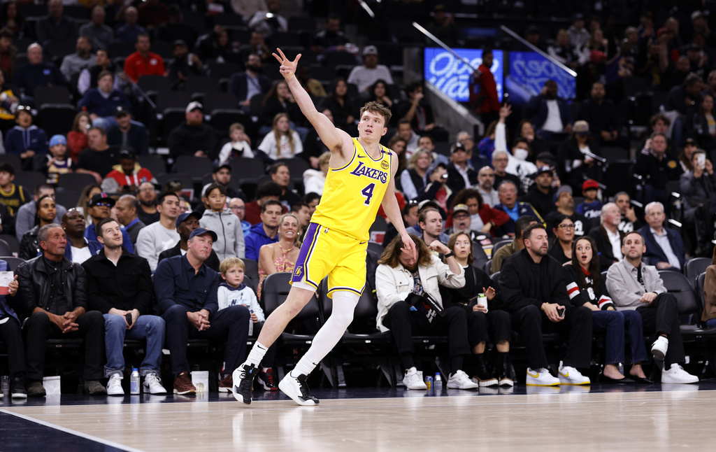 NBA(影)/紫金大軍中鋒沒了!威廉斯體檢未通過 湖人黃蜂交易取消