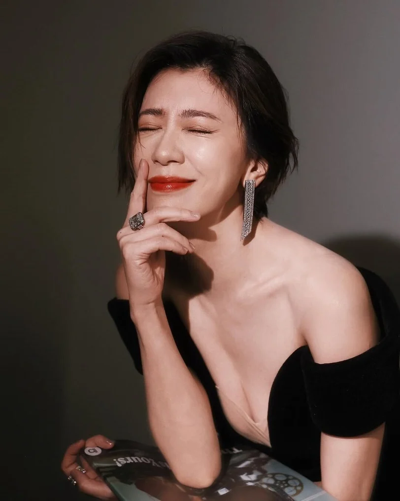 2025女星「短髮範本」推薦!宋慧喬、秦嵐極短髮又美又帥 減齡效果十足、入門款選它