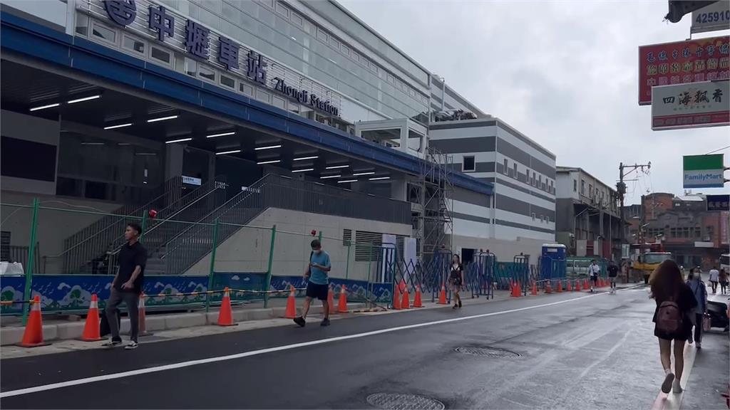 「全台最醜火車站」走入歷史! 中壢臨時車站16日啟用 周邊交通動線調整