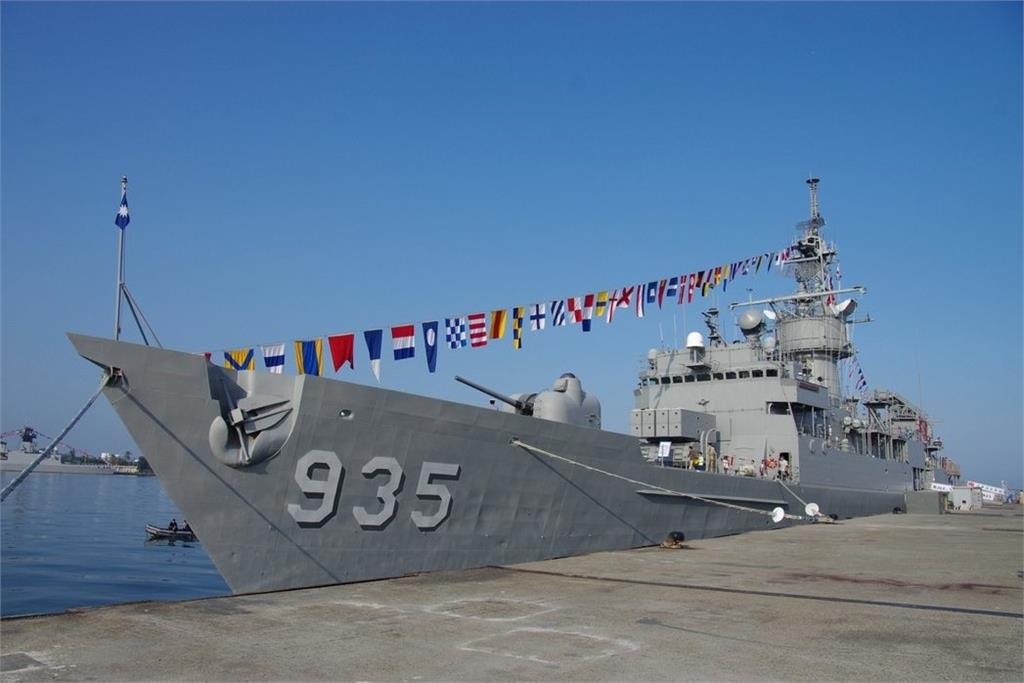 海軍上兵持「中國身分證」遭移民署查辦!八炯早知情...狠批國民黨:其心可誅