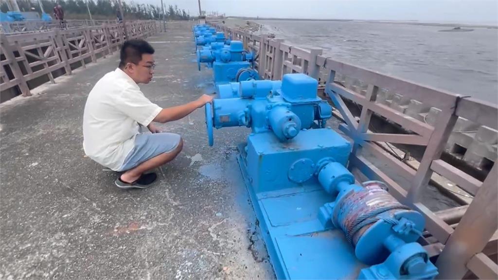 雲林海線多村落積水未退 民眾抱怨防水閘門為何沒全開