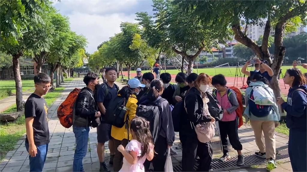大雨轟炸！南投仁愛山區多處道路坍塌　黑鷹直升機急馳援　送逾2千公斤物資