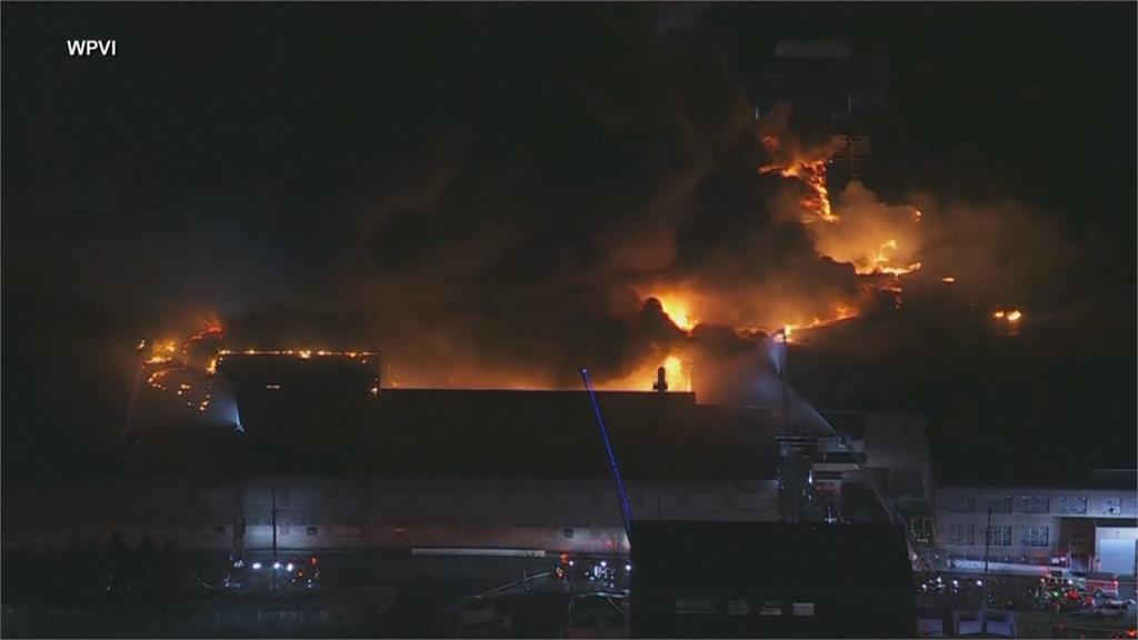 美國費城航太廠爆炸起火 憂毒煙飄散急撤700人