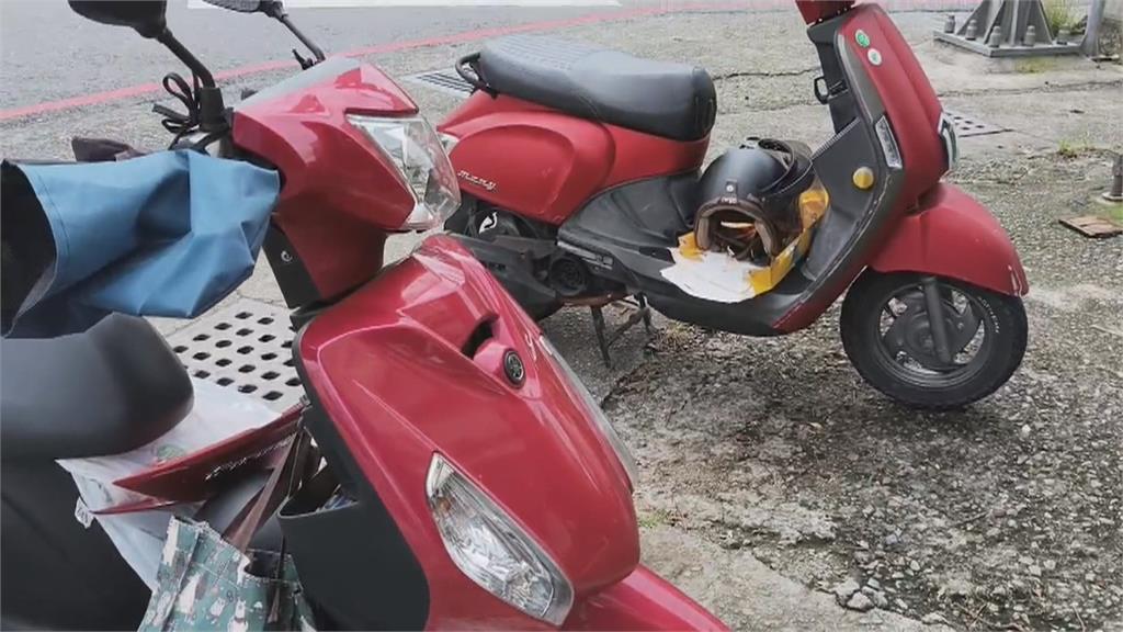 高雄女騎士「禮讓救護車」遭後方機車追撞 雙雙噴飛倒地送醫