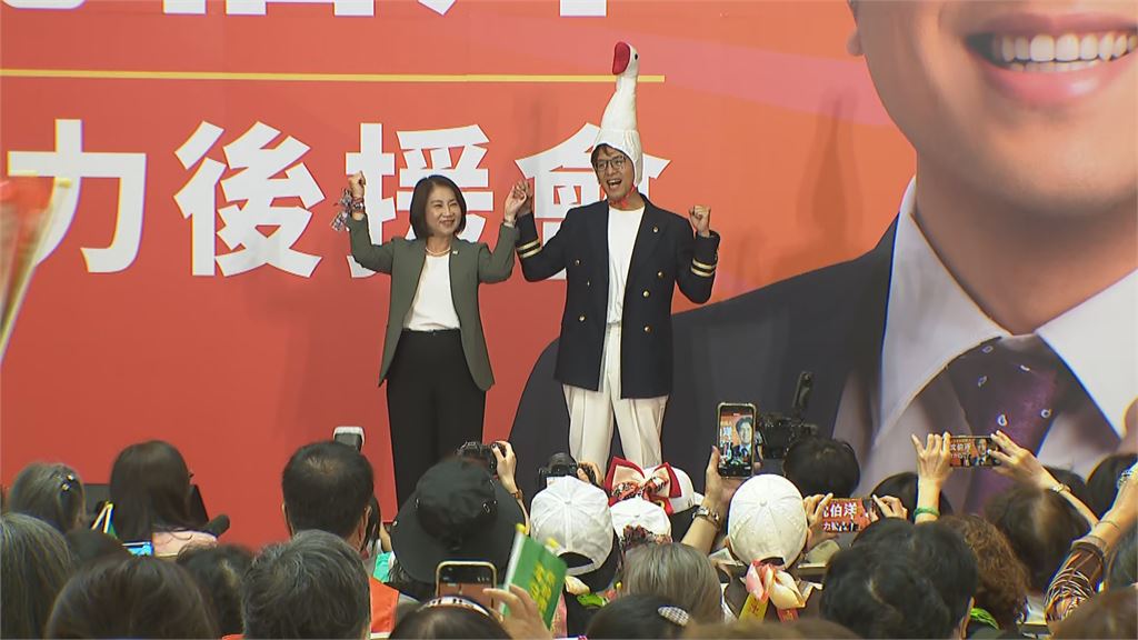 快新聞／周春米贈「鵝樂帽」！沈伯洋嗨翻戴上　以大學姐身分喊：要戒慎恐懼