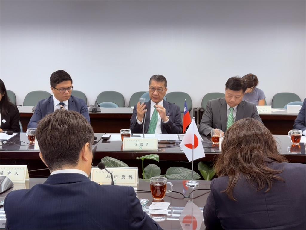 快新聞/接見松田康博 徐國勇:民進黨才是最進步、自由的政黨
