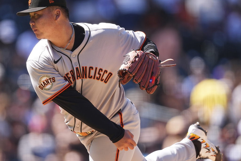 MLB(影)/強! 鄧愷威先發5.1局飆8K 率巨人擊敗落磯奪勝投
