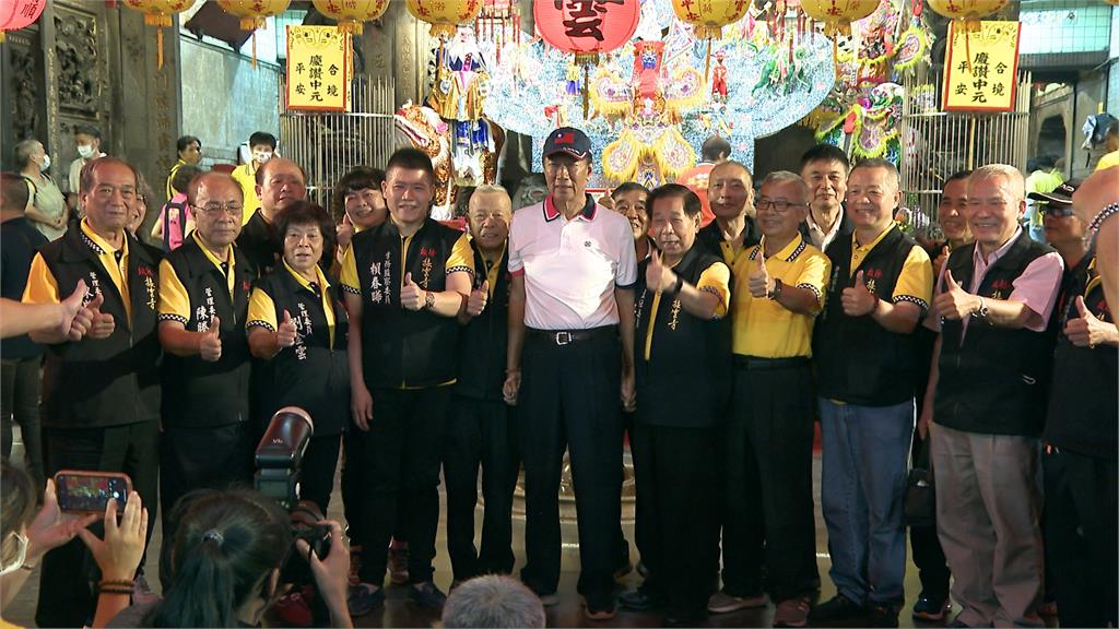 土城廟口開講「類宣布」?郭台銘:我出來選 大家挺我