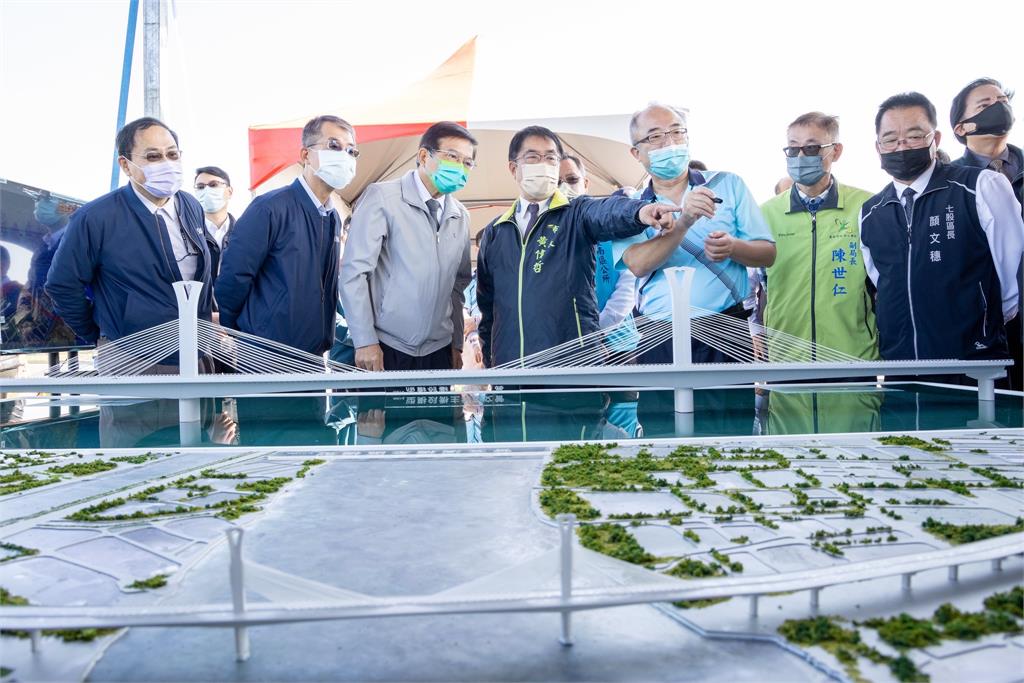 一至四月南科營業額超越竹科 黃偉哲:世界看好台南