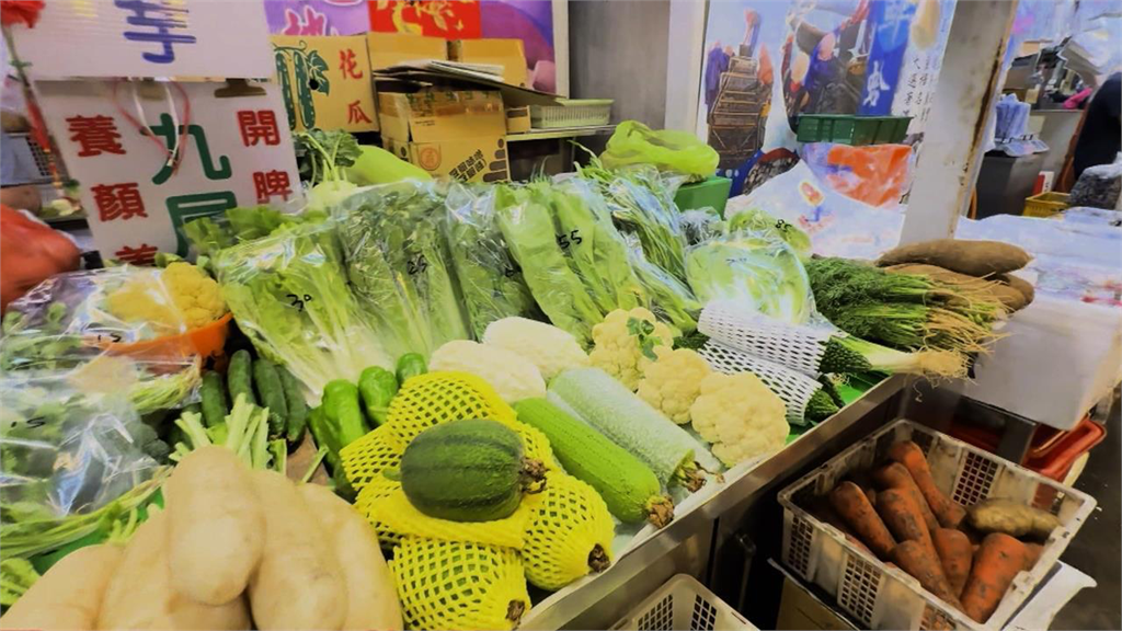 防颱搶糧就「它」沒人要？貨架只剩「這蔬菜」遭排擠　全網掀兩派激戰