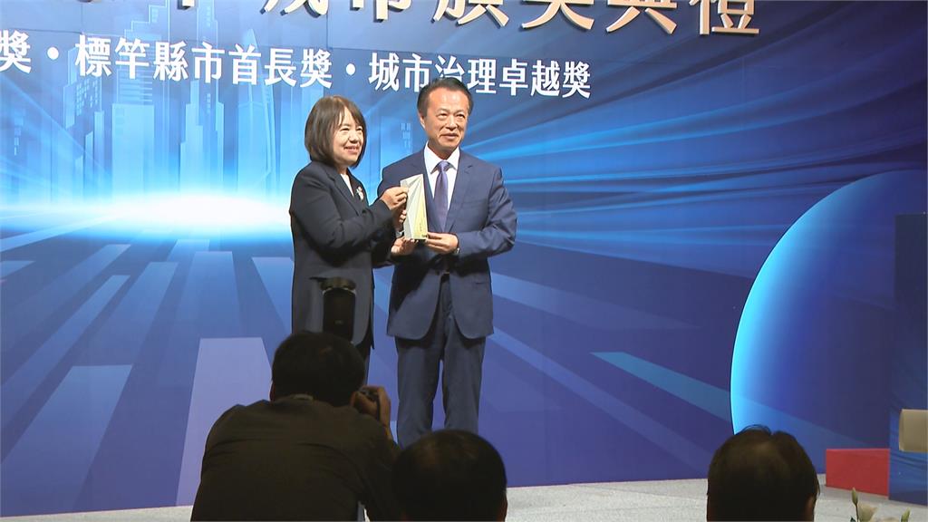 2025年標竿城市! 翁章梁滿意度83.3高分蟬聯第一