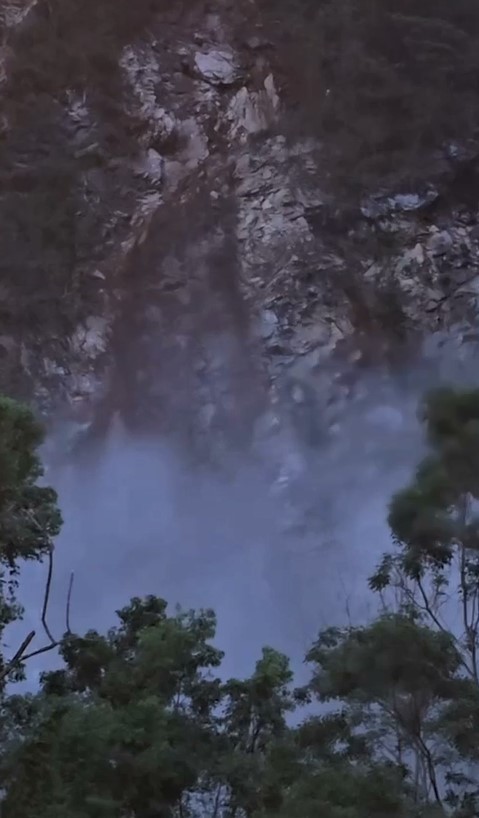 大地震+颱風重創! 花蓮富世村「大面積落石」 居民心驚