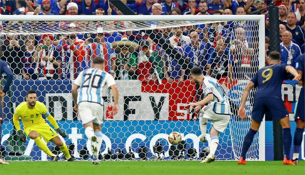 卡達世足／梅西「最後一舞」奪冠只差1步！阿根廷半場2：0領先法國