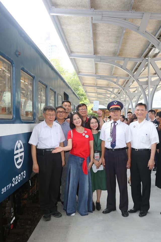 快新聞/黃國昌赴北投踢館 吳思瑤溫柔堅定:他踩的點是我政績「柯都宣傳」