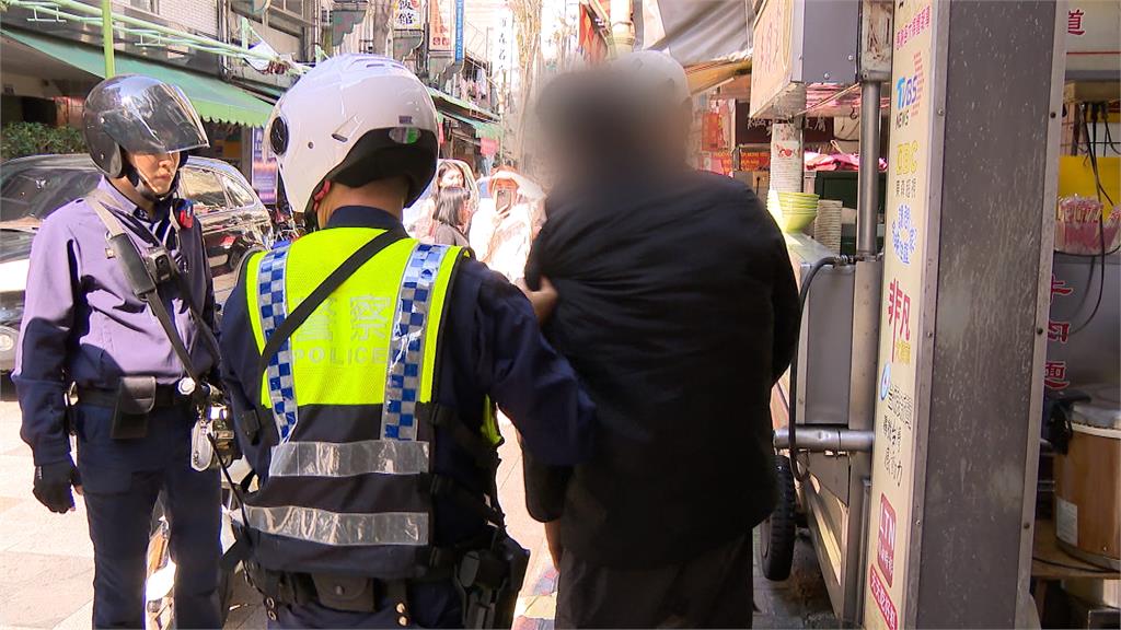 記者巧遇警方圍捕失聯移工 直擊逮人第一現場超驚險