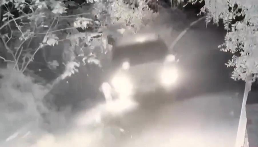 苗栗轎車翻落邊坡　女駕駛一度受困怒控前男友蓄意撞