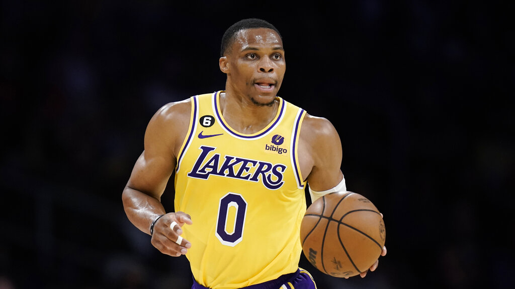 NBA(影)/「威少」拒簽湖人球衣畫面曝光!球迷喊:有沒有這麼恨