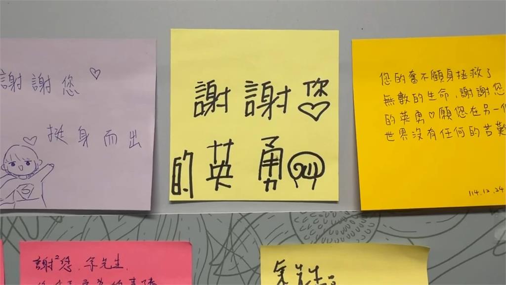 隨機恐怖攻擊案發第7天！　民眾湧北車、誠品獻花哀悼