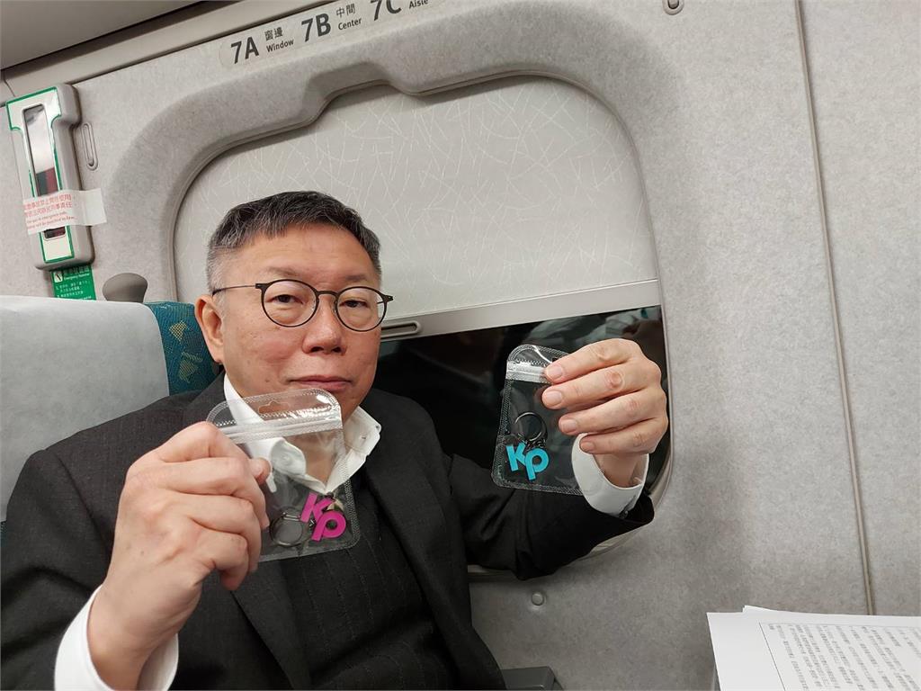 陳佩琪爆幕僚「覺得柯文哲不受控」!2照揭阿北「私下反差萌」:他真的很乖