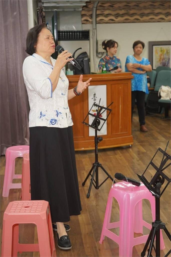 傅崐萁問「當阿嬤嗎」掀熱議!前同事曝主計長私底下個性