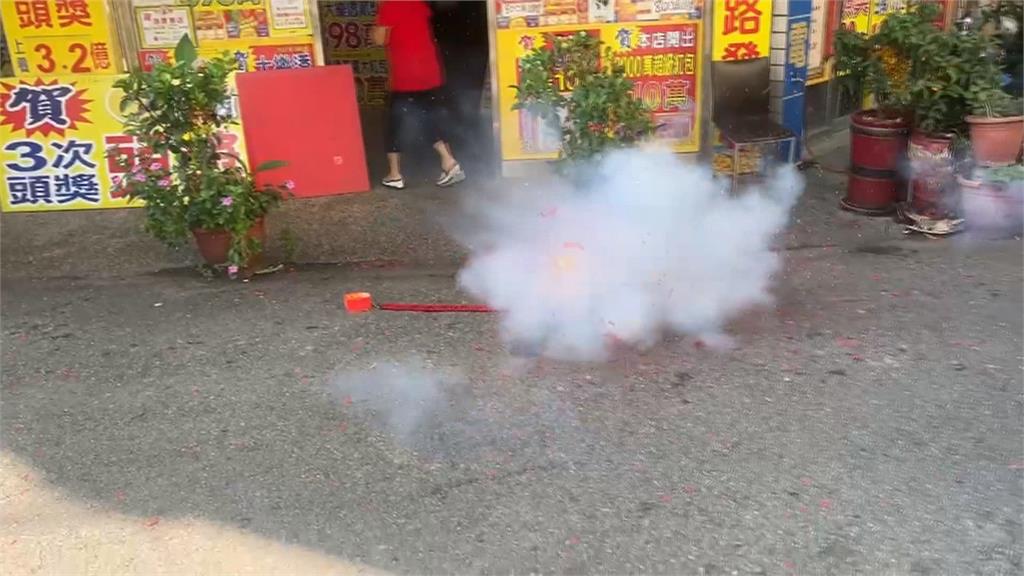 超萌「招財貓」！台中開３.１５億頭獎　店貓開獎當天「喵喵叫」報喜