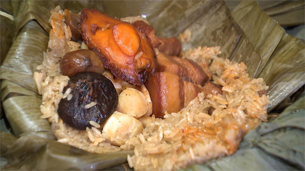 飯店備戰端午節! 粽子加「九孔鮑、龍蝦」超奢華 各家飯店出招搶「端午節」商機 粽子包入各式山珍海味 吸引老饕上門