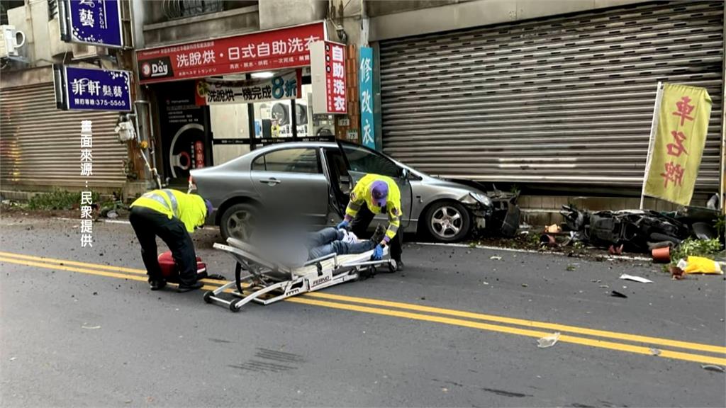桃園駕駛恍神撞民宅 撞斷大樓管線瀰漫「瓦斯味」消防車灑水警戒