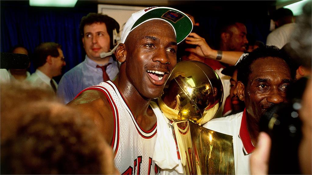 NBA(影)/同樣都穿23號! 詹皇和「籃球之神」的交情到底如何?