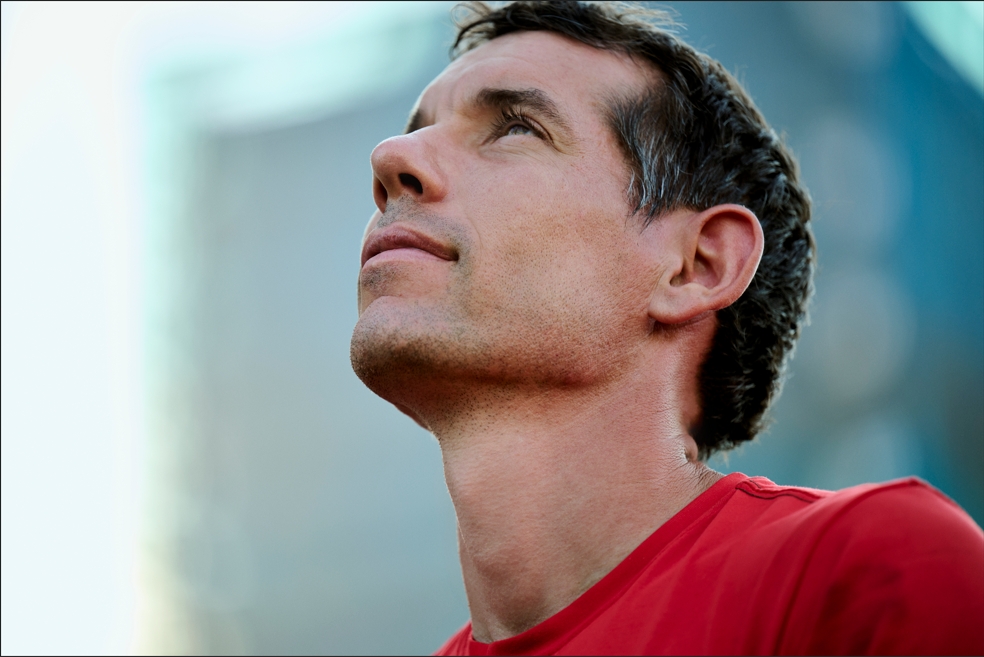 全台屏息「徒手攀登之神」挑戰台北101！藝人保鑣回應「出意外」應對方案