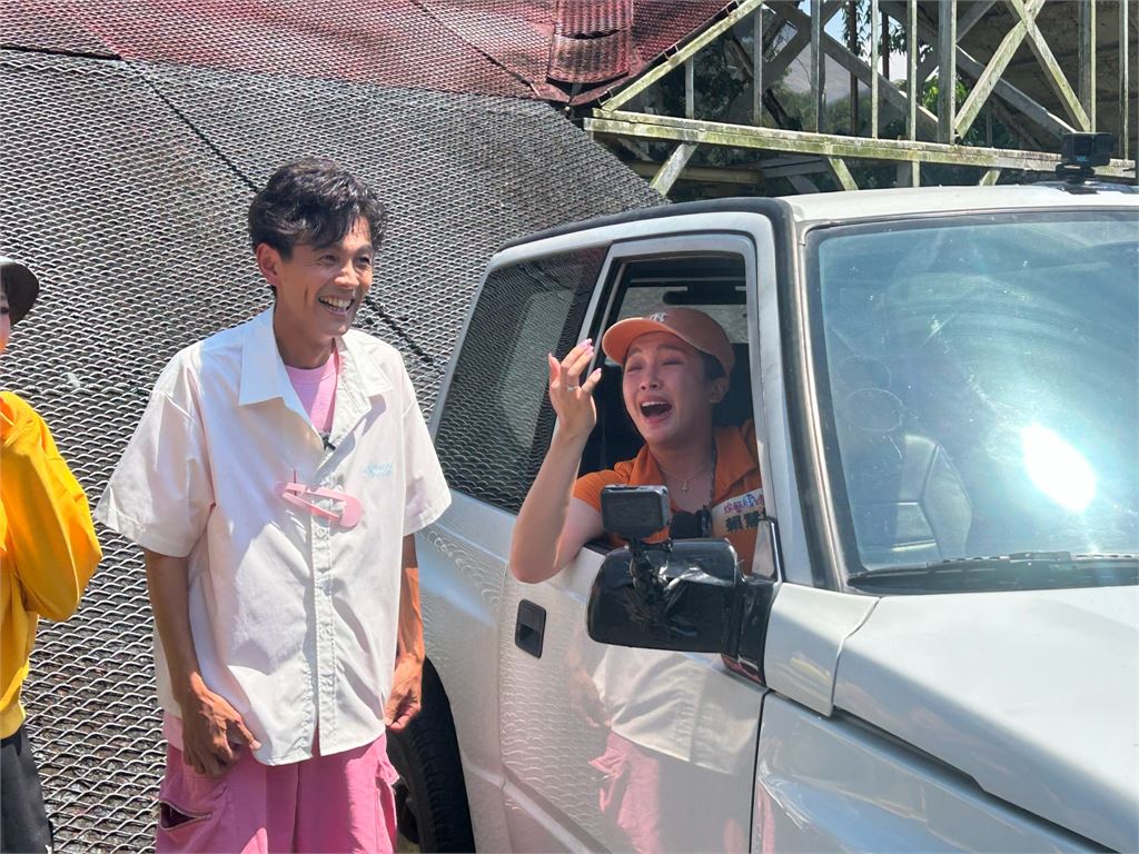 體驗集集車神特技！李雅英尖叫時還在流口水生無可戀的說：「雅英沒有了，雅英死掉了」