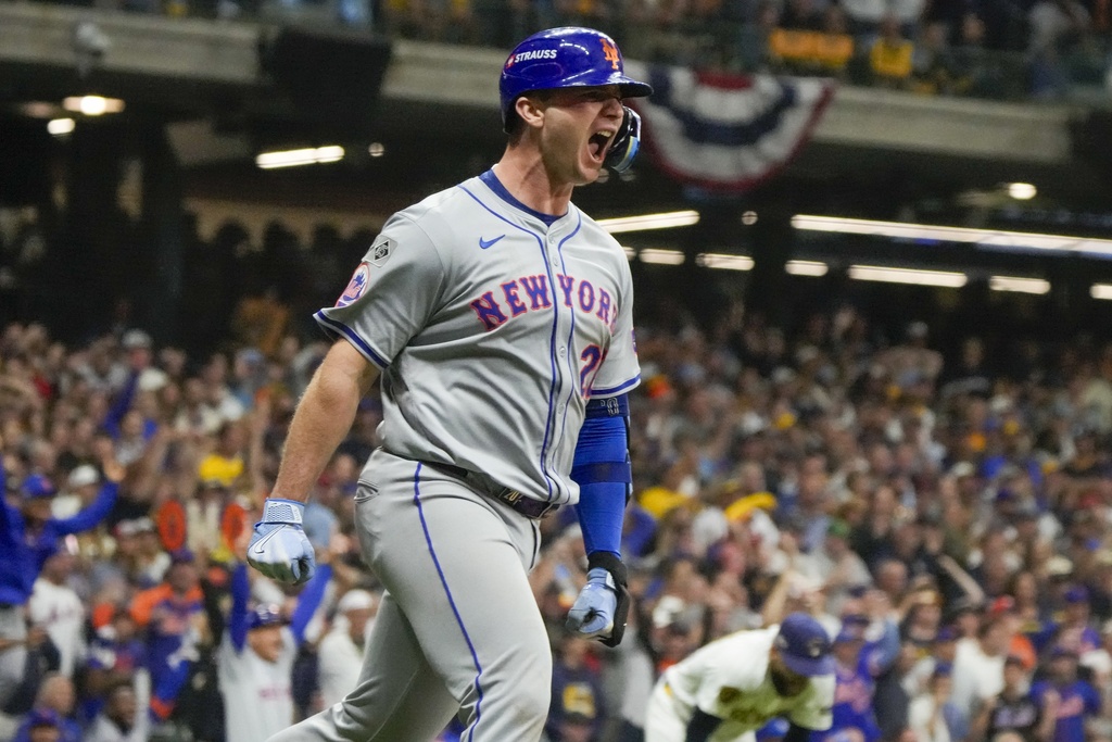 MLB/藍鳥補強完外野重砲桑坦德 外媒傳鎖定226轟明星一壘手