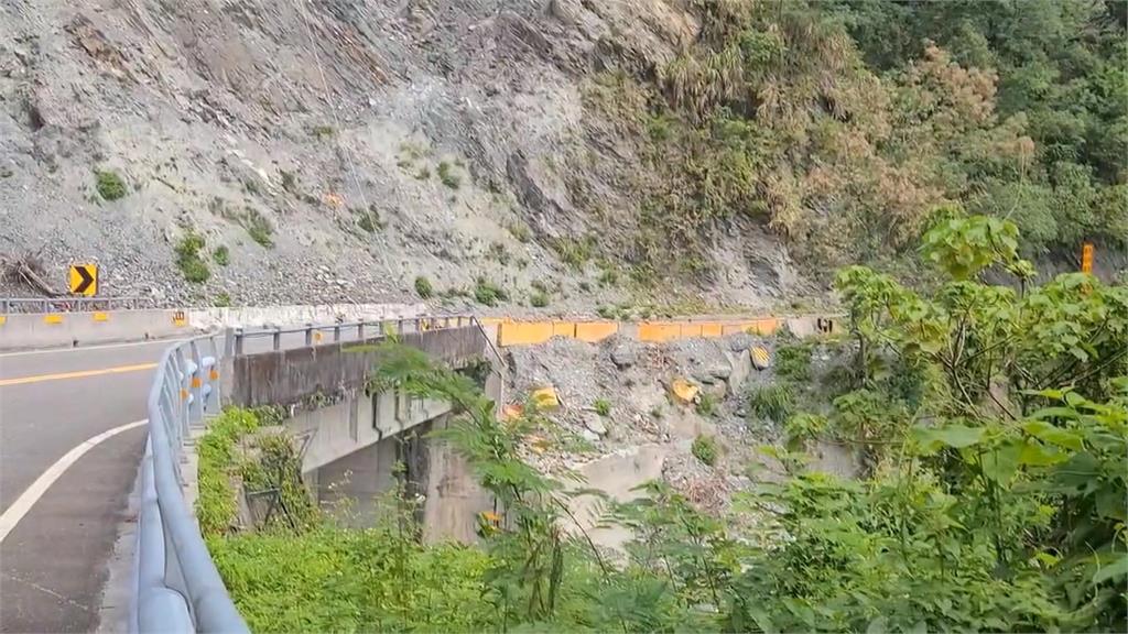 舊蘇花公路大雨釀路基坍塌 護欄現20公尺缺口竟無警示燈